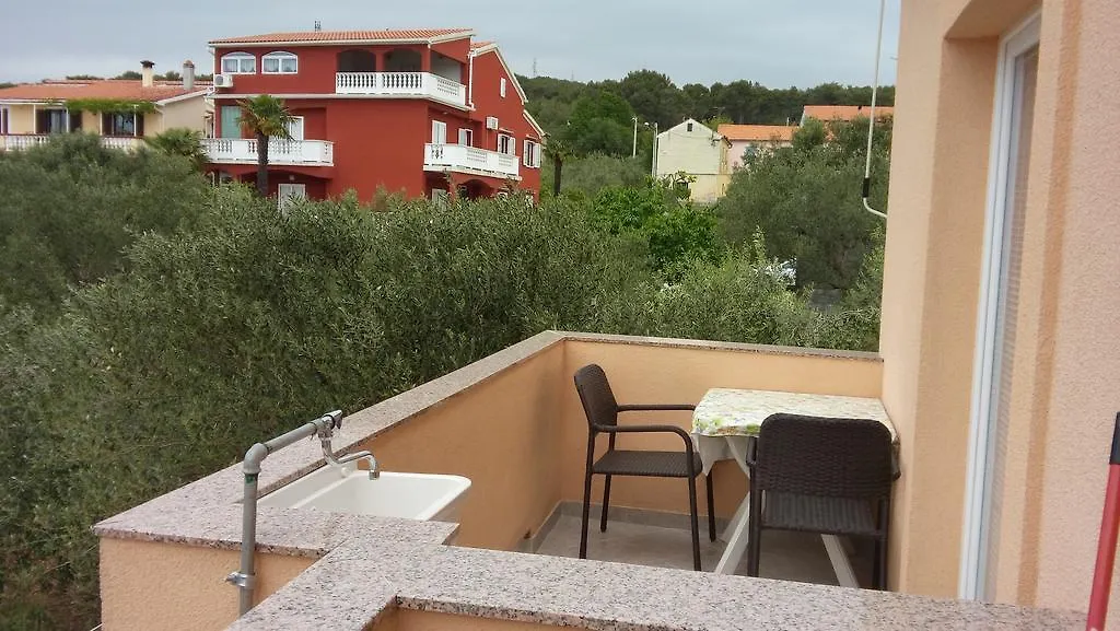 ביבינייה Apartments And Rooms Nediljko 0*,