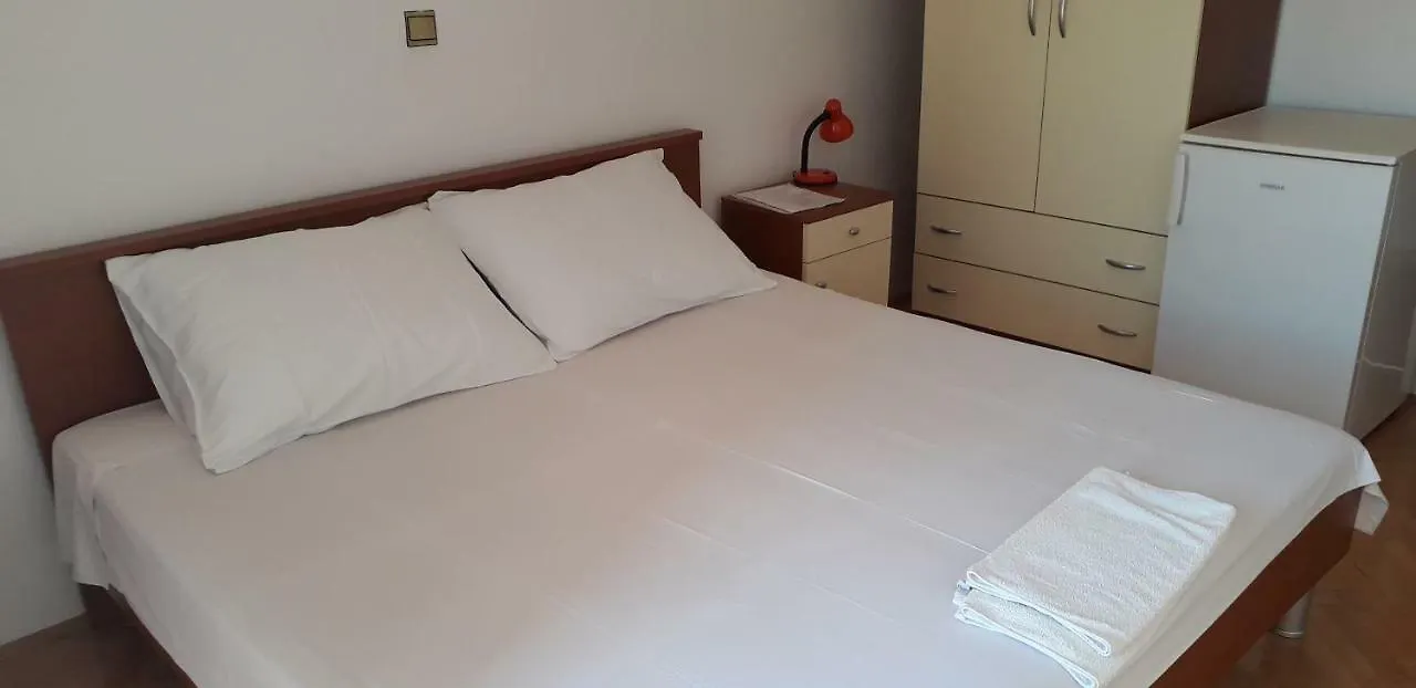 ביבינייה Apartments And Rooms Nediljko